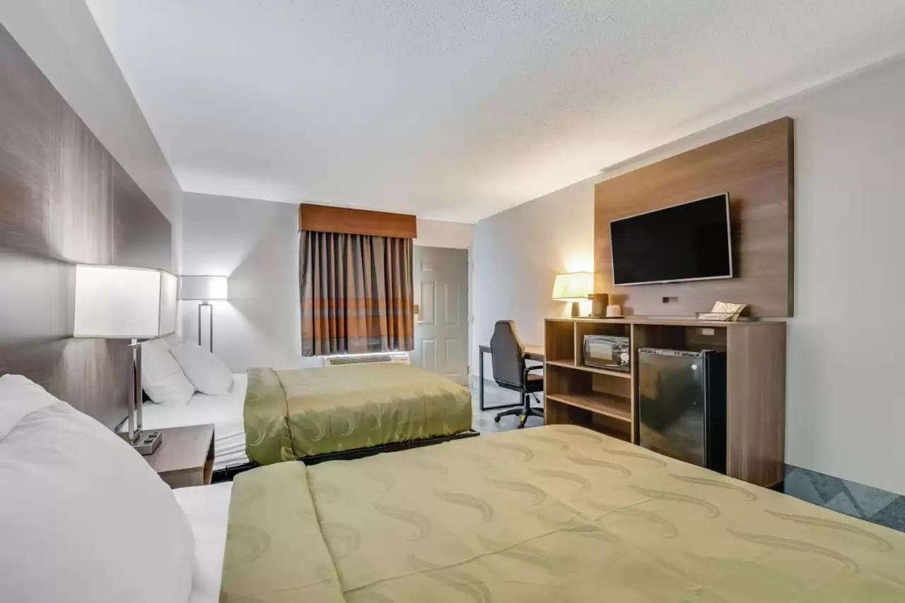 Quality Inn Далтън Екстериор снимка